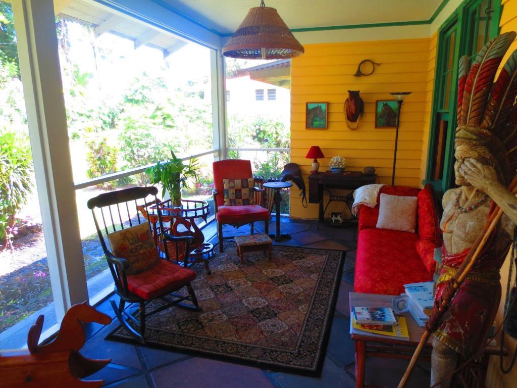Maureen'S Bed And Breakfast Хило Экстерьер фото