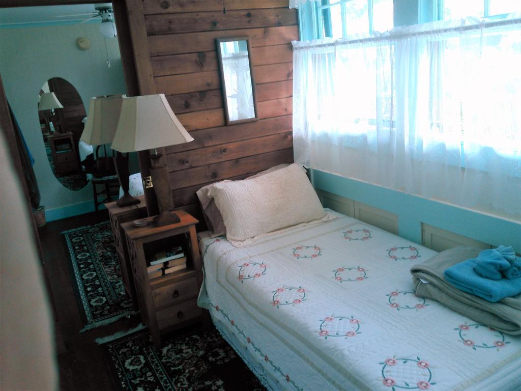 Maureen'S Bed And Breakfast Хило Экстерьер фото